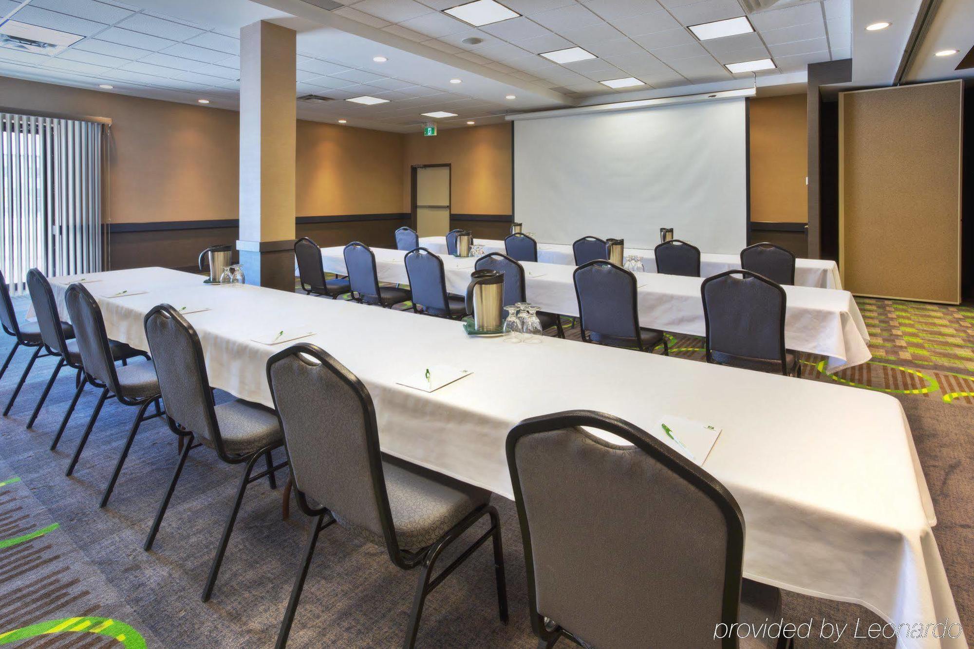 Holiday Inn Express Winnipeg Airport - Polo Park By Ihg Exterior foto